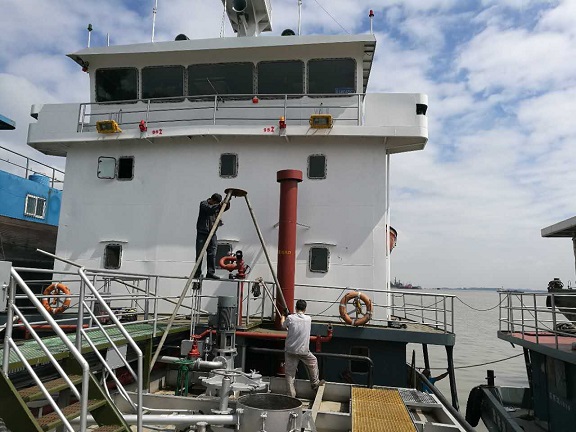 1.jpg 南京 船用長軸深井消防泵安裝調(diào)試現(xiàn)場(圖1)