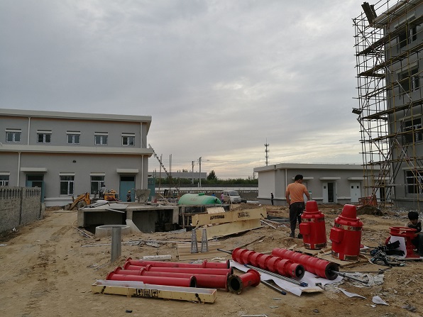 1.jpg 山東德州 東高鐵維修站項目用深井消防泵安裝(圖1)